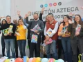 Todo el equipo se dio cita en el mega contenedor
