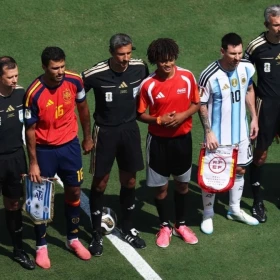 ÚLTIMA HORA: Árbitro que pitó la final España - Argentina dio una terrible noticia
