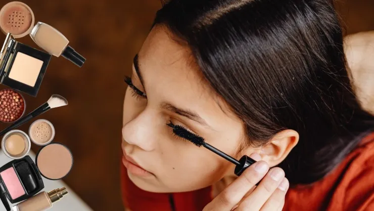 La IA enseña cómo crear un look de maquillaje para ojos pequeños.jpg