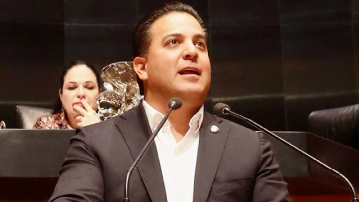 reelección cuatro años Presidencia