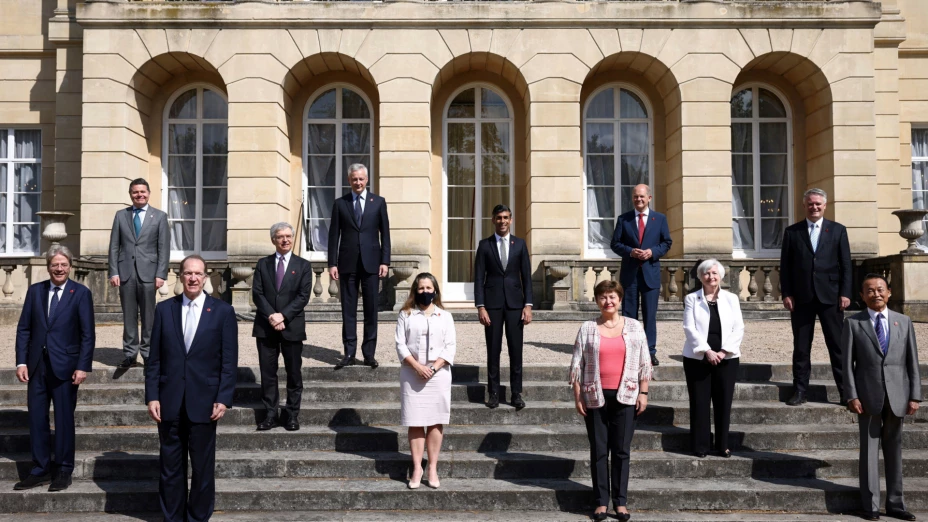 Ministros de finanzas del G-7 y directores de organismos financieros internacionales