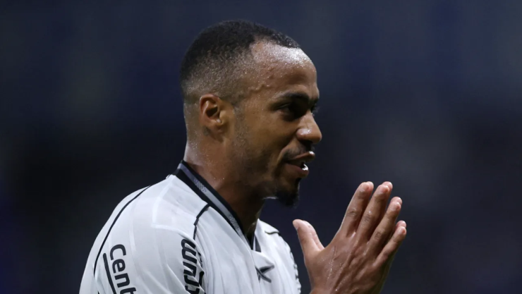 El compañero que Palmeiras quiere robarle a Lionel Messi