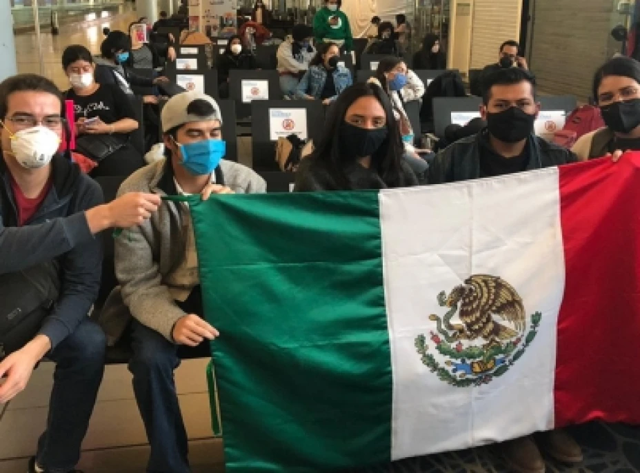 Mexicanos.jpg