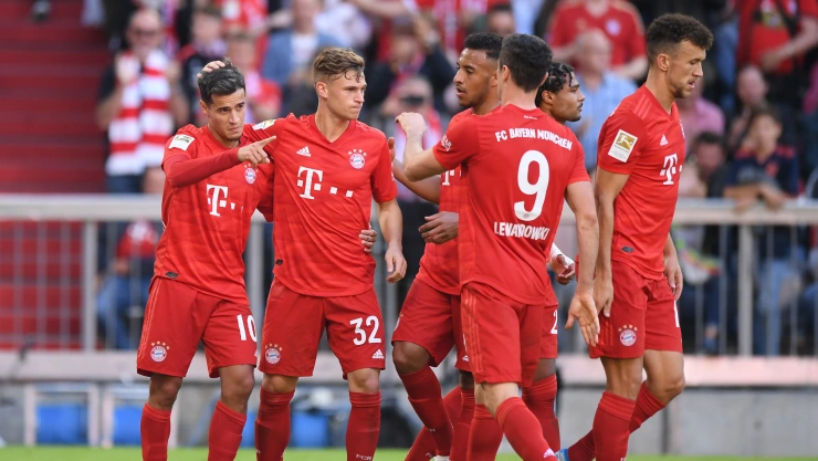 FC Bayern Muenchen v 1. FC Koeln - Bundesliga