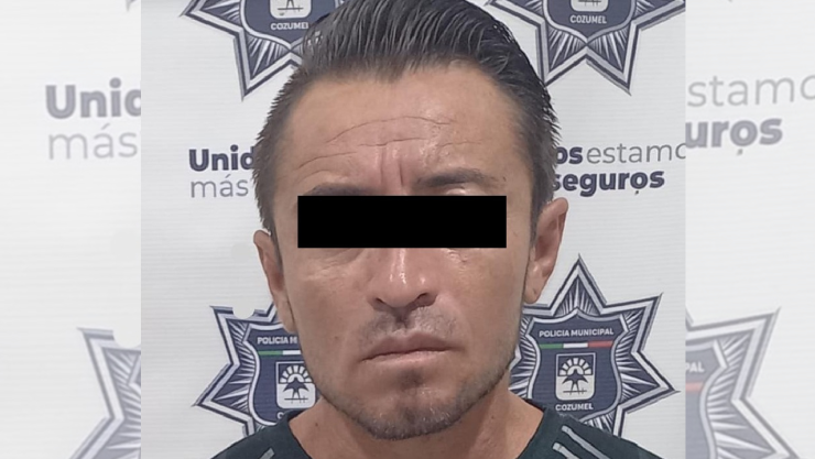 Detienen a hombre en Cozumel al intentar entrar con arma a un parque
