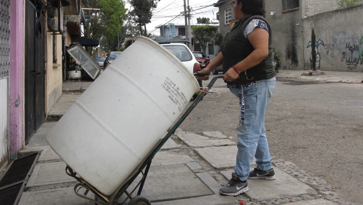 Desabasto de Agua en la Colonia