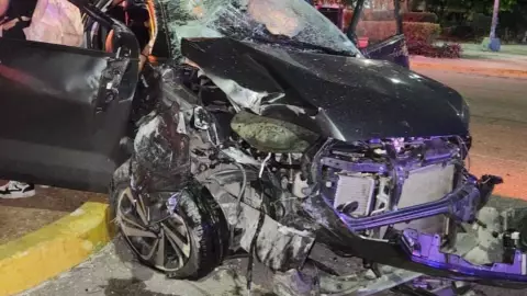 Accidente deja personas lesionadas en Av. Bonampak de Cancún_ Esto se sabe (FOTOS).jpg