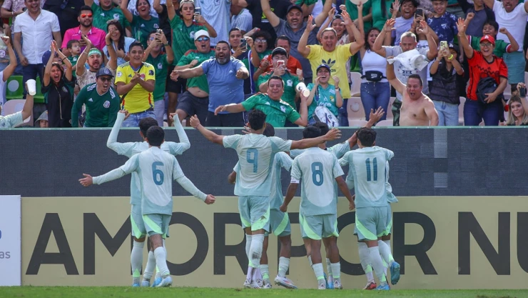 México celebrando la victoria ante Estados Unidos en el Premundial sub 20