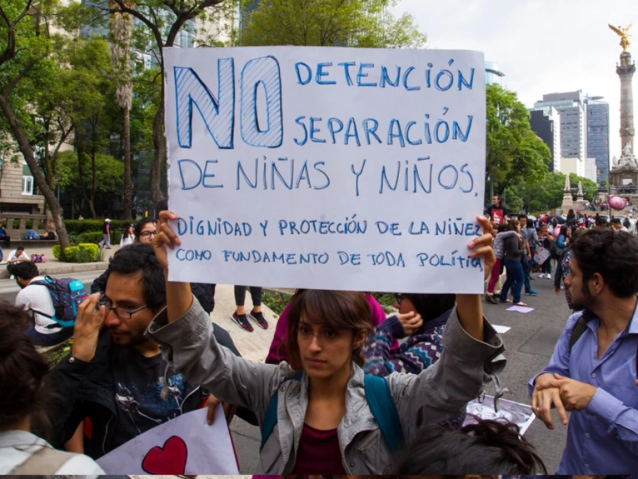 Protesta por niños migrantes