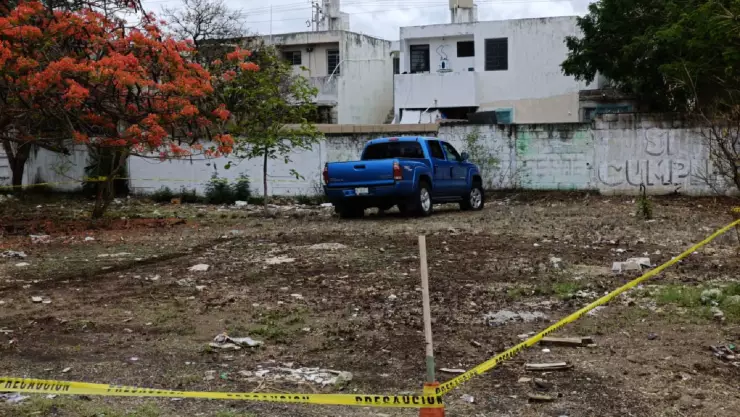 Abandonan camioneta en Vergel, presuntamente involucrada en el atropello de un persona