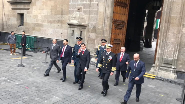 EPN dio inicio al Desfile Militar