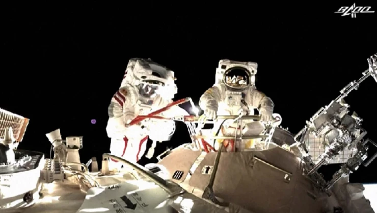 astronautas china caminata espacial