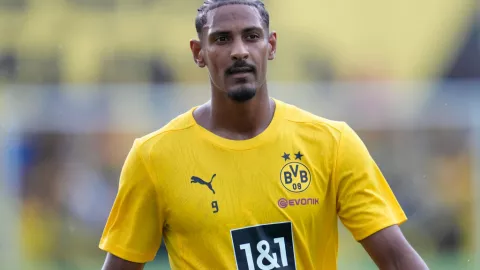 Sébastien Haller es el delantero apuntado por la IA para reforzar a Rayados