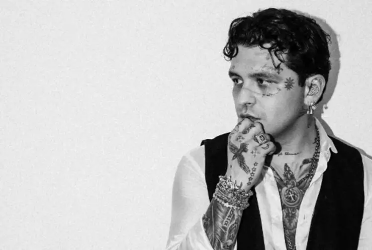 Síndrome de Tarzán y por qué lo asocian con Christian Nodal