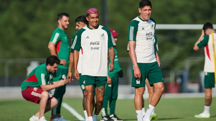 Julián Araujo campeón