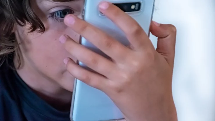 Communication Samsung X Cell Phone Technology