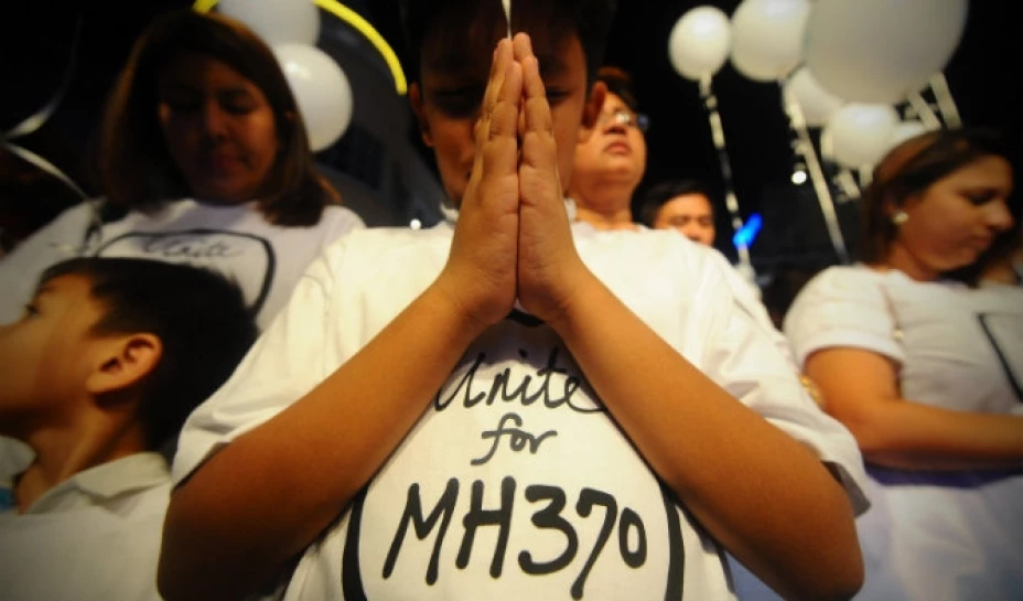 Dos adolescentes reclaman daños y perjuicios por estrés mental, dolor emocional y la pérdida de apoyo tras la desaparición de su padre en el vuelo