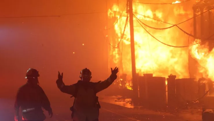 Incendios en California cierran las puertas de Universal Studios 2025