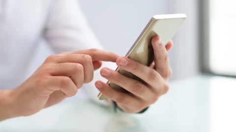 Ocultar en línea de WhatsApp