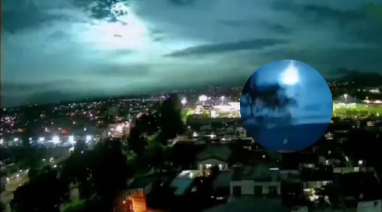 Bólido espacial ilumina el cielo en Colima, ¿cuál es la diferencia con un meteorito?