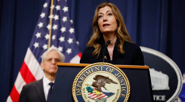 DEA acusa que cárteles mexicanos operan en más de 100 países