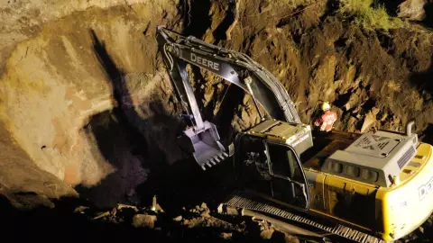 julio cesar enterrado colima.jpg