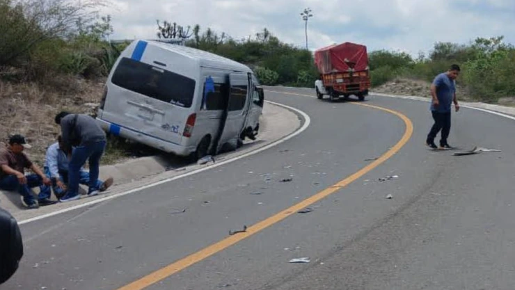 Choque de transporte público en Tehuacán–Huajuapan 2 junio 2026