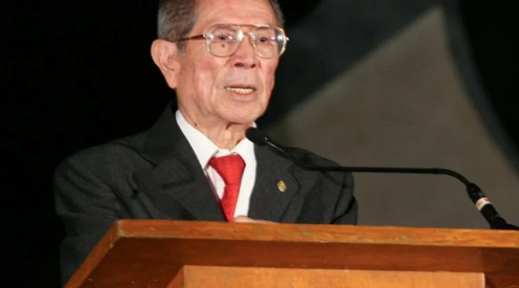 Fallece el Dr. Kumate, exsecretario de salud