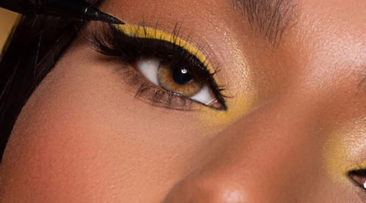 eyeliner (1).png