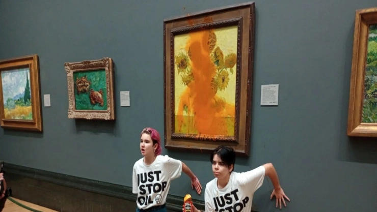 Van Gogh activistas “Los Girasoles”