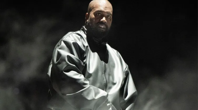 Travis Scott, Peso Pluma y Fuerza Regida serían invitados especiales en conciertos de Kanye West en México