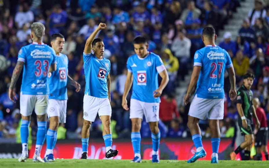 Jugadores de Cruz Azul en el Apertura 2024