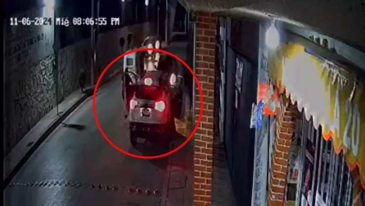 VIDEO: Valiente vecino frustra robo de auto con disparos al aire en Xoxtla