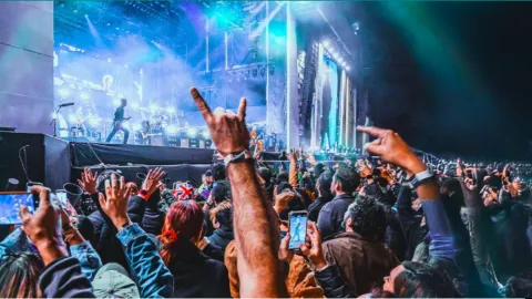 Domingo 16 de noviembre en Corona Capital: Linkin Park cierra el festival con Deftones, Weezer y una energía inolvidable.