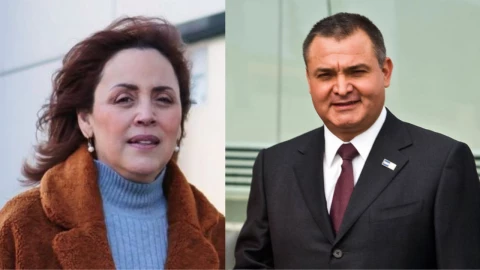 Gobierno denuncia a esposa de Genaro García Luna, busca devolución de 4 departamentos 