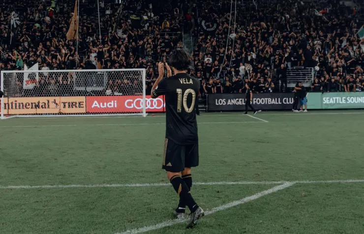 CARLOS VELA.