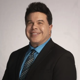 Roberto Olivardia, doctor especializado en masa muscular: “Tengo pacientes obsesionados con el ejercicio que pasan 5 o 6 horas al día en el gimnasio”