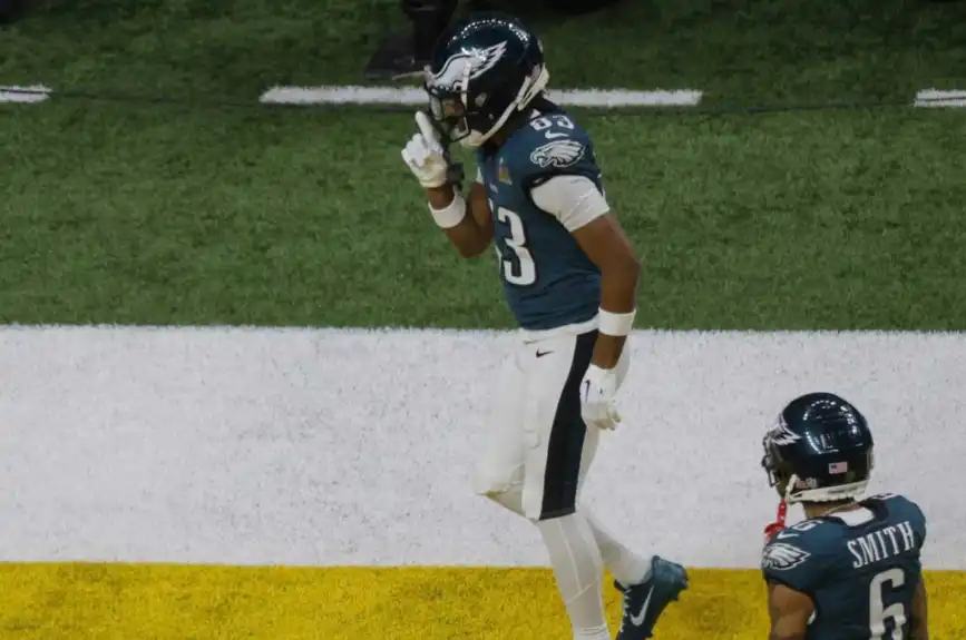 Philadelphia Eagles toma la ventaja en el Super Bowl 2025