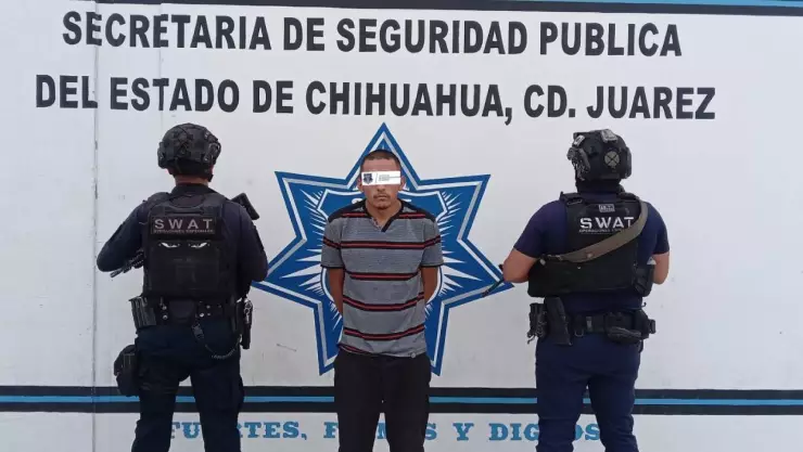 Detienen a hombre con orden de aprehensión en Juárez
