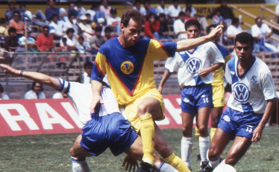 Zague llegó al América a los 18 años de la ciudad