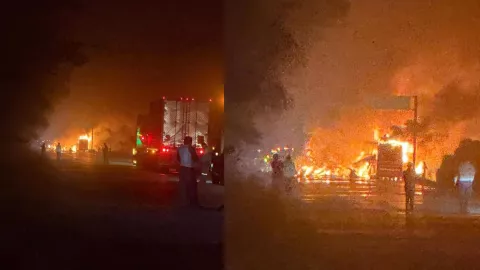 Autobús calcinado  Villahermosa - Escárcega