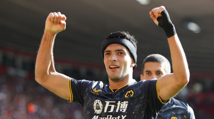 Festejo de Raul Jimenez