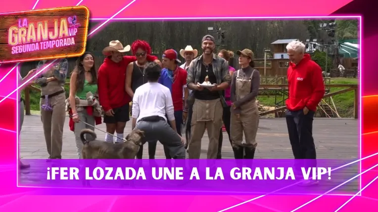 Fernando Lozada canta las mañanitas a su novia en La Granja VIP