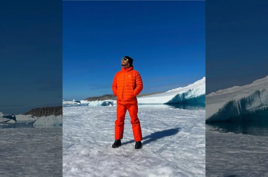 Lewis en la nieve.jpg