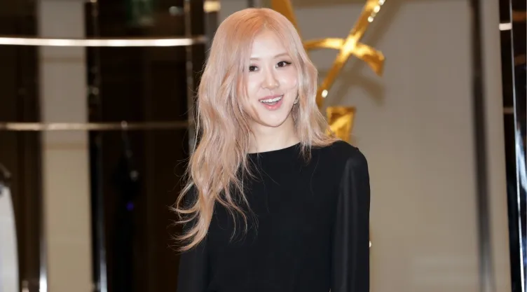 ¿Rosé de BLACKPINK salió del clóset Esto fue lo que dijo en su concierto