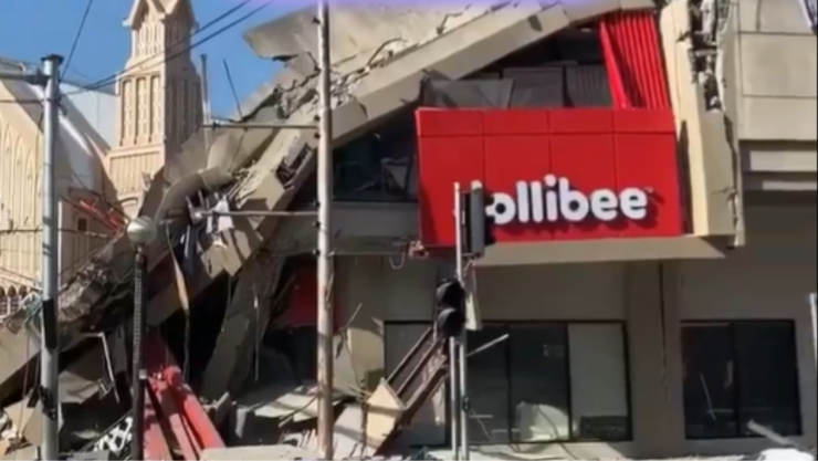 Asciende la cifra de víctimas tras fuerte SISMO de 7.8 en Filipinas.