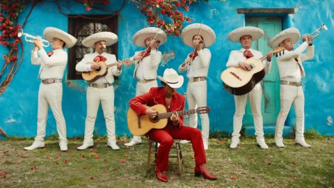 BRUNO MARS MARIACHI.png