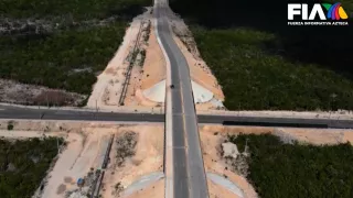 Camino de construcción que conduce al Tren Maya.
