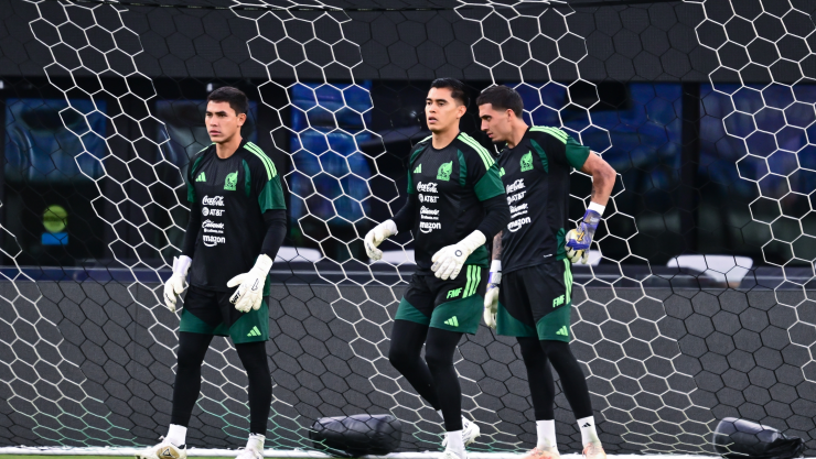 oscar garcia portero titular mexico peru en vivo