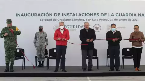 contacto-funcionarios-amlo-covid (1).jpg